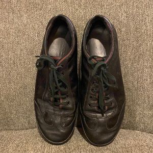 Gucci Mens Sneakers
Color:Black
Foreign Size:EU 43
Shoe Size: 10
Item#: GUC83625